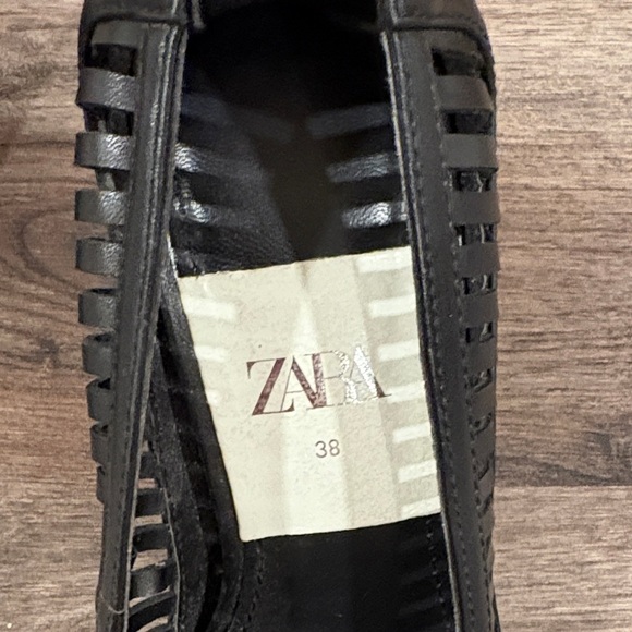 Zara Women's Black Pointed Heels Size 38 Like New - Picture 2 of 8